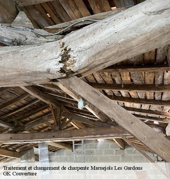 Traitement et changement de charpente  maruejols-les-gardons-30350 Couvreur Keller