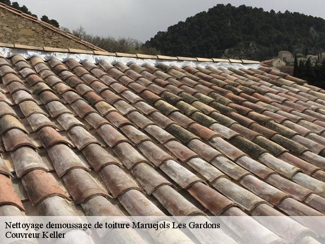 Nettoyage demoussage de toiture  maruejols-les-gardons-30350 Couvreur Keller