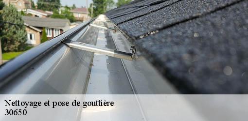 Nettoyage et pose de gouttière rochefort-du-gard-30650 GK Couverture