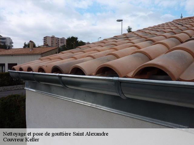 Nettoyage et pose de gouttière  saint-alexandre-30130 Couvreur Keller